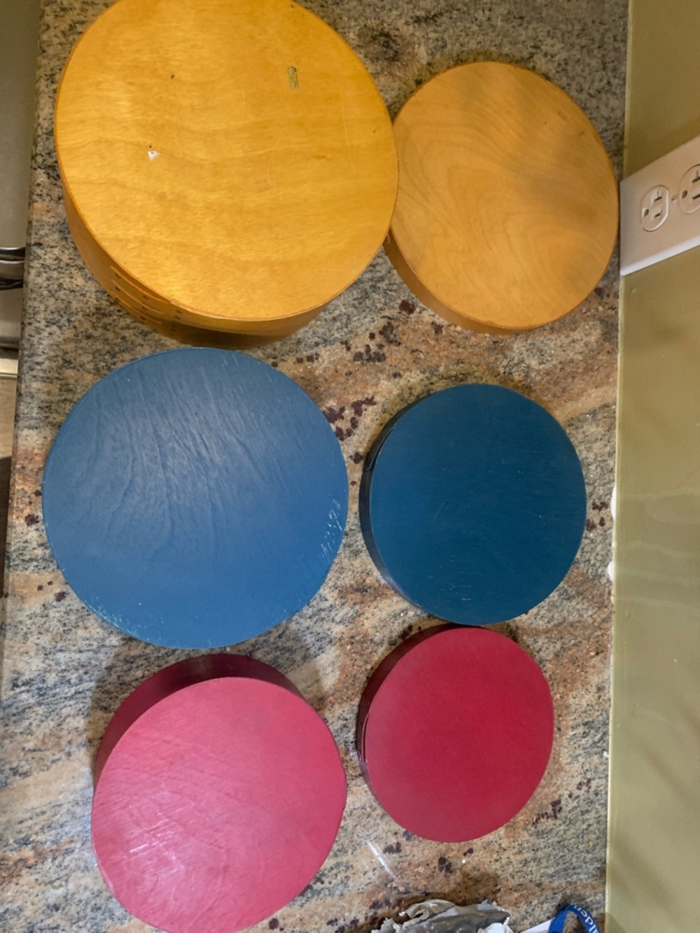 Vintage Lidded Wooden Shaker Nesting Boxes Set Of 3 Bentwood Red Blue Natural - Picture 3 of 4